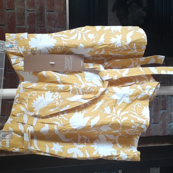 Rachel Zoe Yellow and White Floral High Waist Shorts - Picture 1 of 7